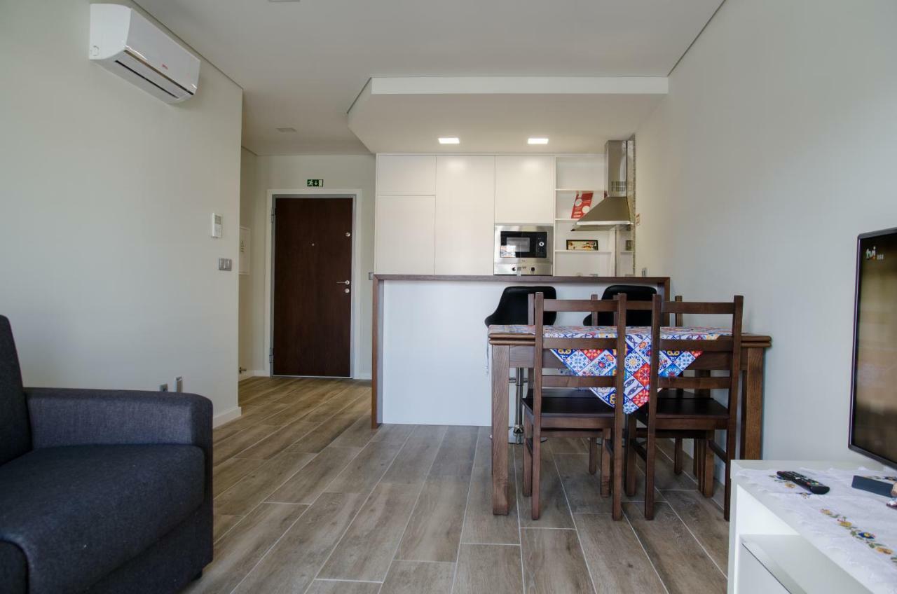 Central Inn 蓬德利马 外观 照片